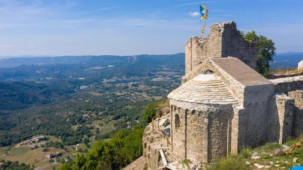 CASTELL DE BESORA I EL SALT DEL MIR - ESPECTACULAR