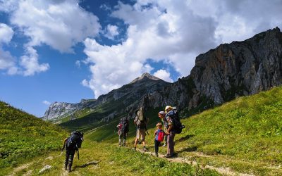 📚 GUIA PRÁCTICA DE SENDERISMO CONSCIENTE: DESCUBRE LOS BENEFICIOS Y TÉCNICAS